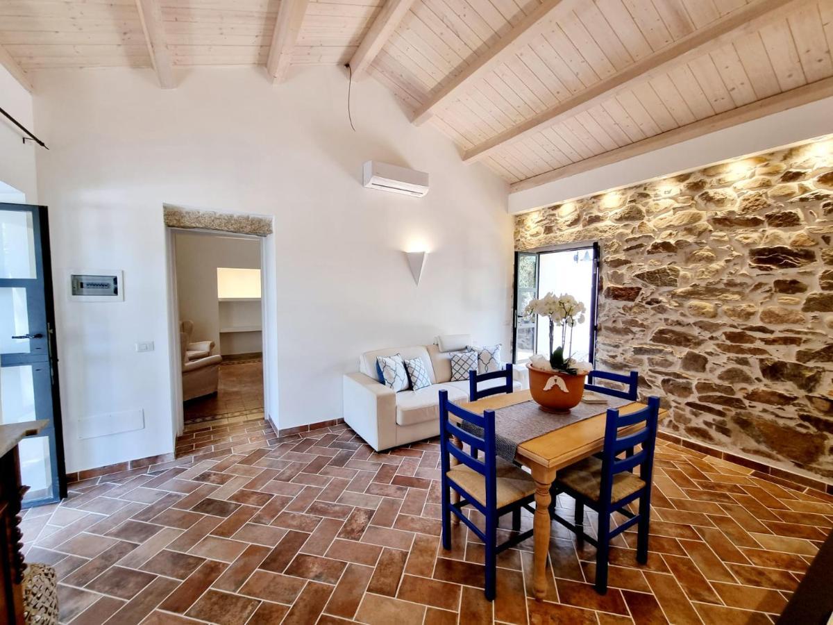 Апартаменты Stazzo San Teodoro La Quercia Piscina Condivisa Экстерьер фото