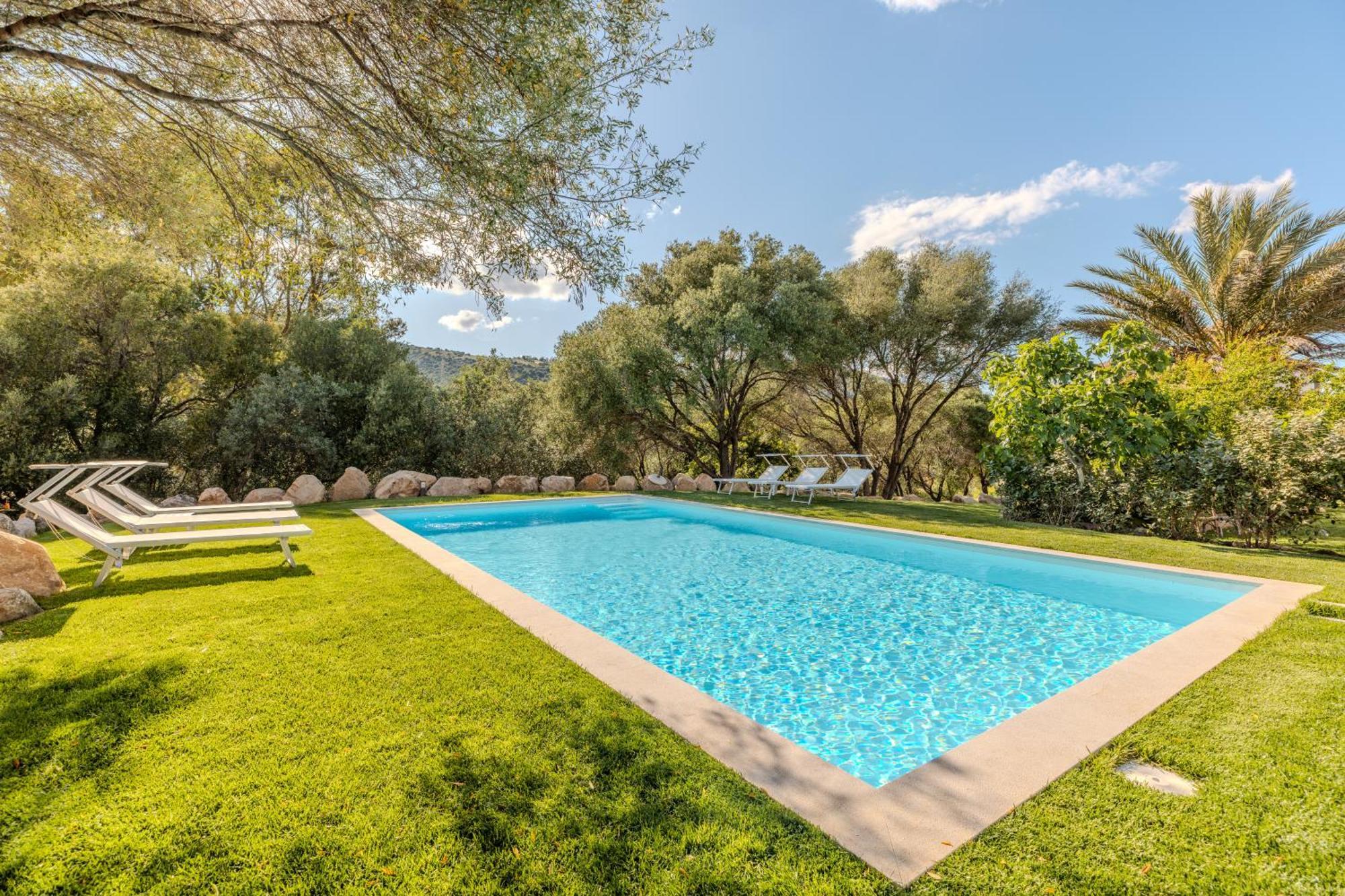 Апартаменты Stazzo San Teodoro La Quercia Piscina Condivisa Экстерьер фото